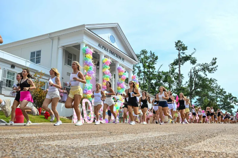Ole Miss Greek life gains over 3,000 new members