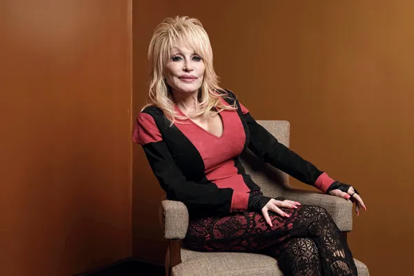 President Trump pays tribute to Dolly Parton, orders flags lowered