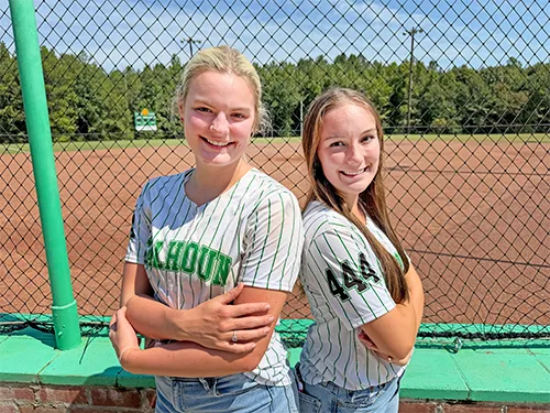 Seniors Smith, Bramlitt have belief in this Lady Cougars' softball team