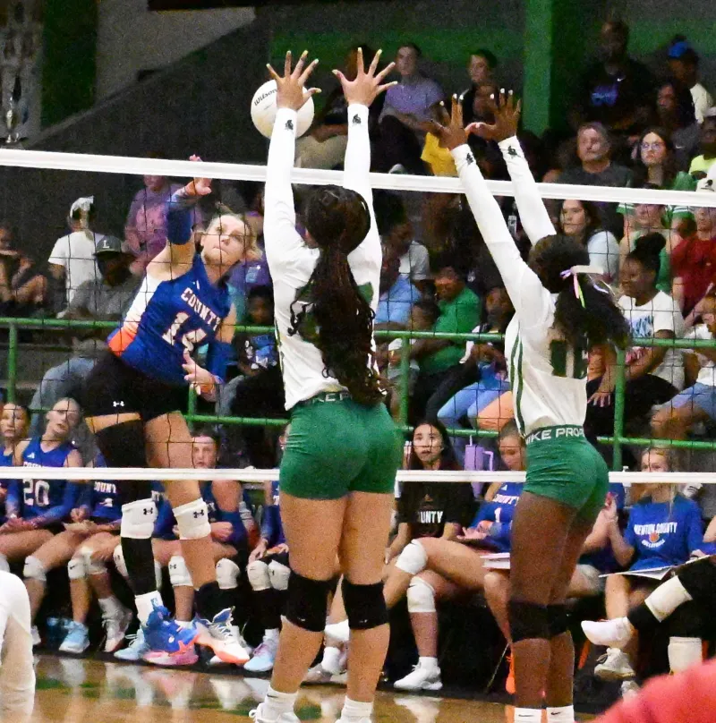 Volleyball Roundup:Cougars Pick Up Road Wins at Union, Pisgah