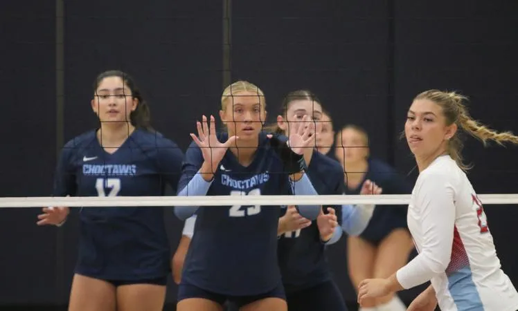 Volleyball: Choctaws Drop Two Matches Friday at Dallas Classic