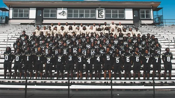 Football Preview 2026: Bond, Toughness at Center of Warrior Football Entering 2026