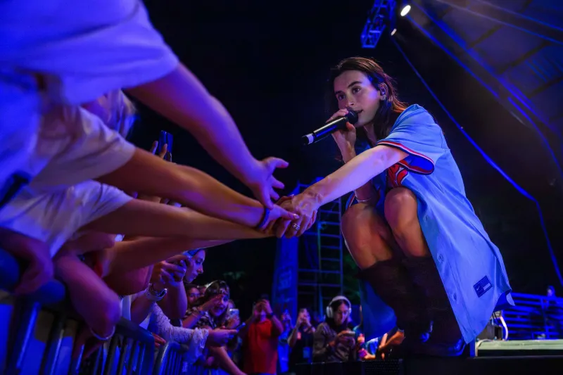From Lollapalooza to the Grove Stage: Stella Lefty performs at SAA's fall concert