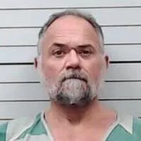 Lee County authorities looking for Florida man on slew of sex charges