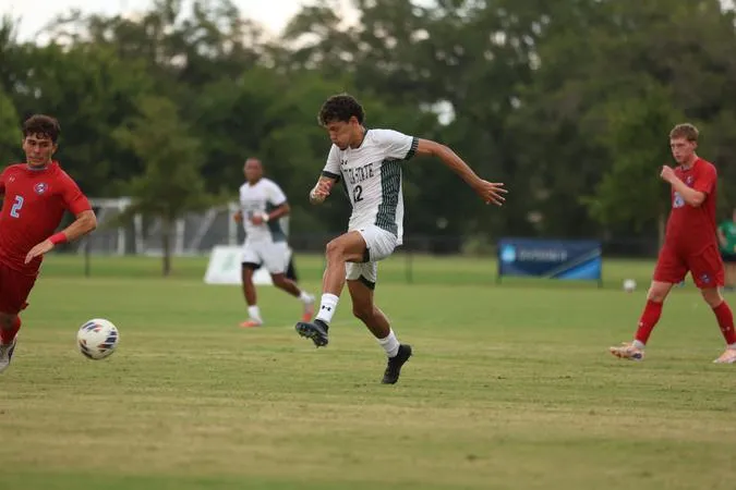 Statesmen Fall in Home Opener against Moccasins
