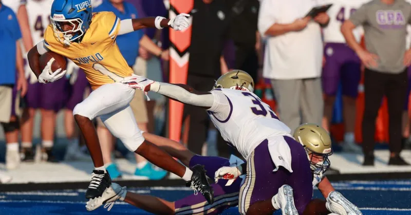 Locked-in Golden Wave start fast, blow past Lions