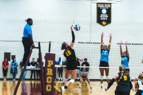 No. 19 Pearl River rolls to fifth sweep of the season