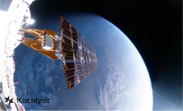 Rescue satellite gets close to NASA's doomed telescope, even if it can't save it