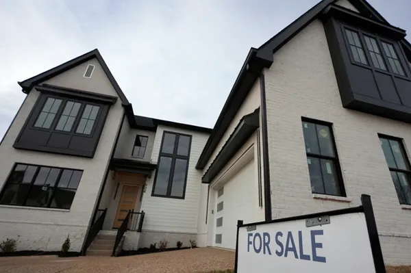 Mortgage rates climb: Average rate on a 30-year home loan hits the highest level in over 14 months