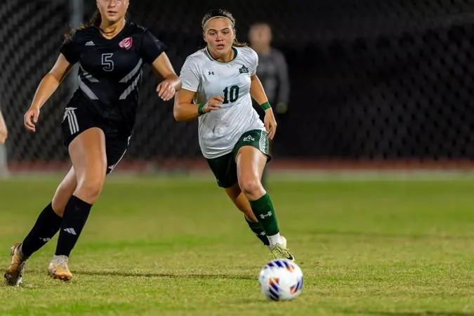 Lady Statesmen Drop Conference Opener 3-2 against Valdosta State