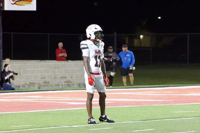 Valley Takes the Windy City: Delta Devils Defeat Lincoln in Chicago Football Classic