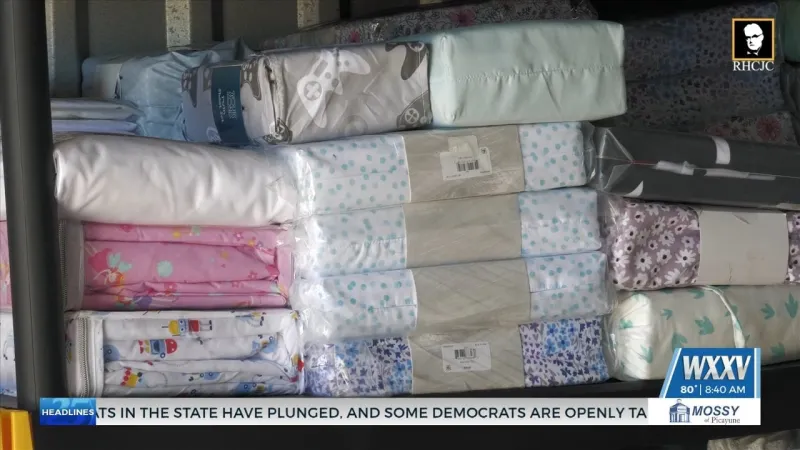 Rotary Club partners with nonprofit to build beds for children in Jackson County
