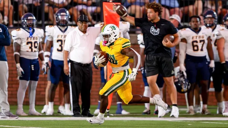 Blazers Erase 13-Point Deficit, Win 45-44 Thriller Over ETBU