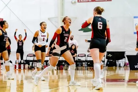 William Carey Rallies Past Mobile in Five-Set Thriller