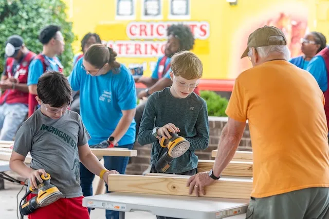 Lowe's partners with nonprofit to build beds for Lafayette County families