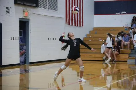LMSD volleyball teams focus on region play
