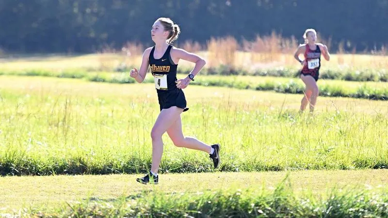 Blazer Women Finish Eighth, Sims Leads Men at Rhodes Invitational