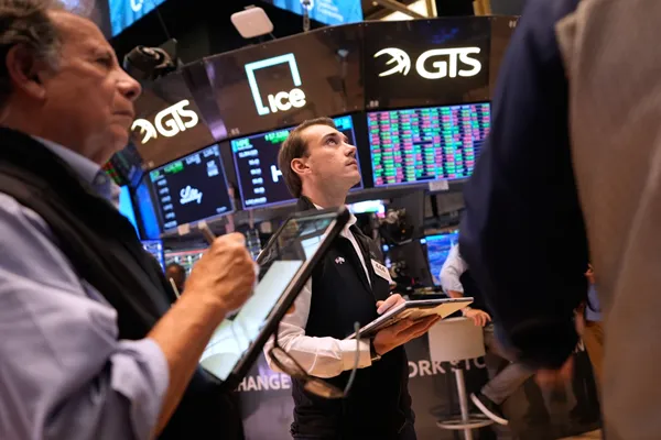 Wall Street rallies within 0.4% of its record after oil prices and bond yields ease