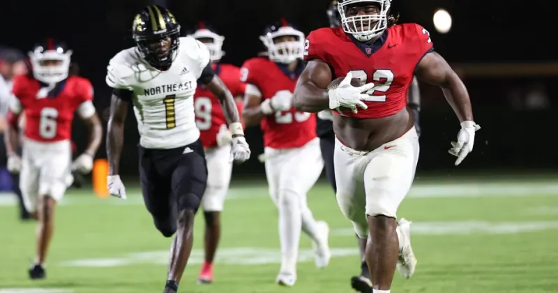 ICC dominates Northeast 31-0 in division opener