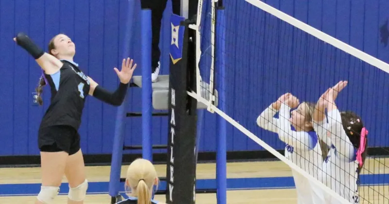 Lady Tigers sweep Hamilton in county matchup