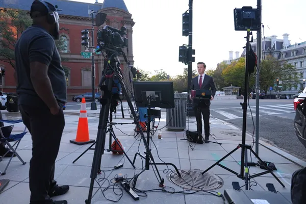 CNN, MS NOW and Politico back at the White House, hours after judge ordered Trump to lift ban