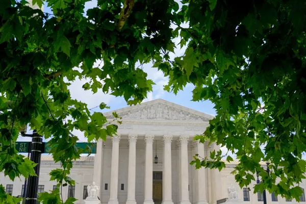 Trump administration asks the Supreme Court to allow quick third-country deportations