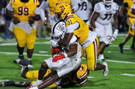 Pearl River turns turnovers into touchdowns, topples Southwest