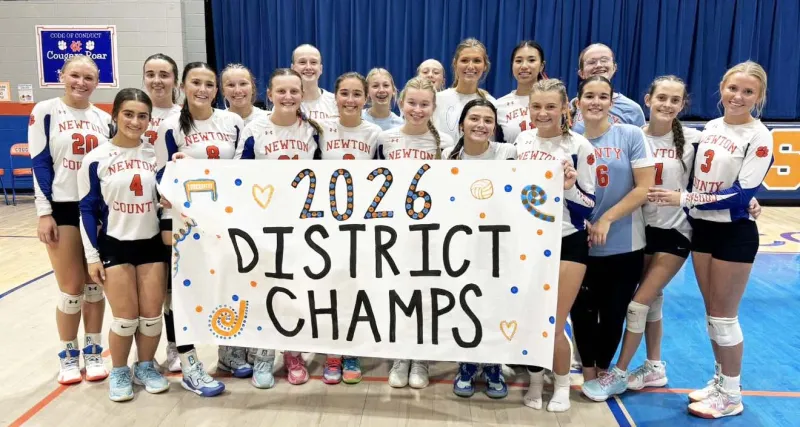 Volleyball Roundup: Cougars District Champs
