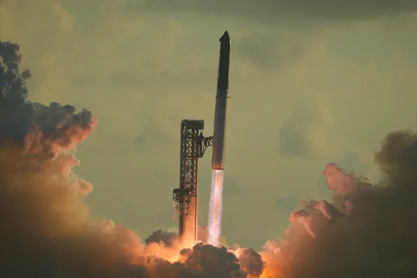SpaceX's supersized Starship launches into orbit for the first time but flight ends early