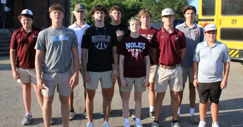 Amory and Smithville compete before playoffs