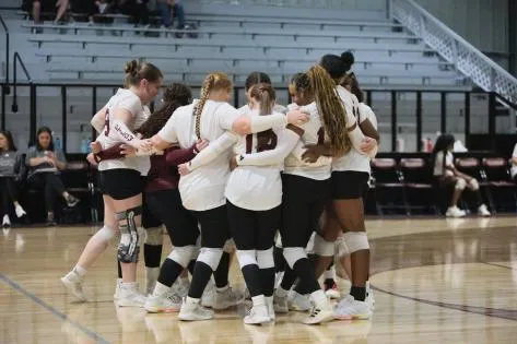 Nanih Waiya Lady Warriors claim district title