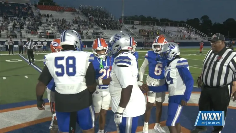 Gulfport Admirals cruise past Ocean Springs in 42-3 Regional showdown