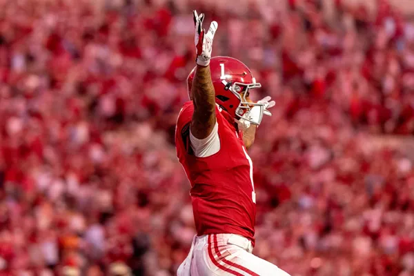 Georgia-Alabama showdown is on schedule despite approach of Hurricane Isaias; Trump will skip game