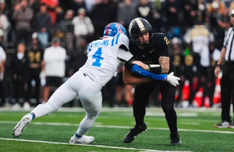 'I just love how the kids responded': Refueled Ole Miss dominates Vanderbilt 52-17 in Nashville