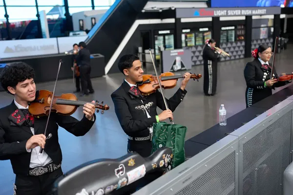 With violins, trumpets and the guitarrn, Las Vegas is training the mariachi educators of tomorrow