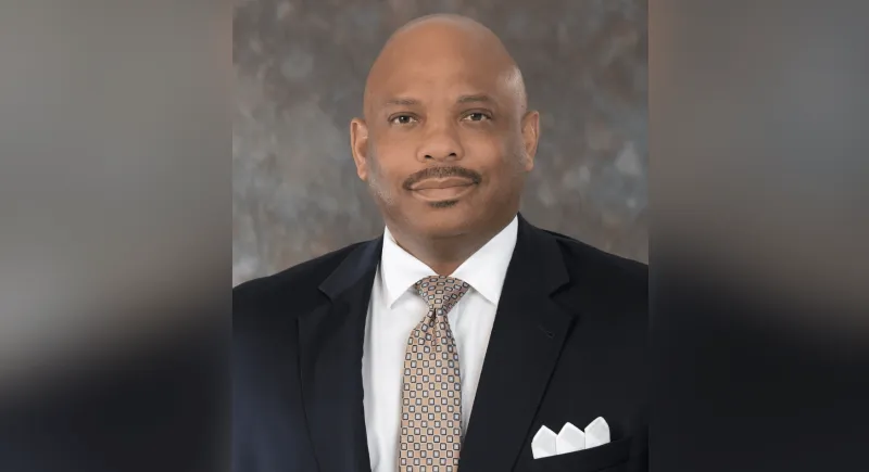 IHL extends commissioner's contract with salary bump included