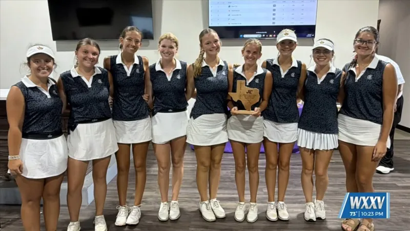 Pearl River Women's Golf Makes History With First-Ever Team Trophy