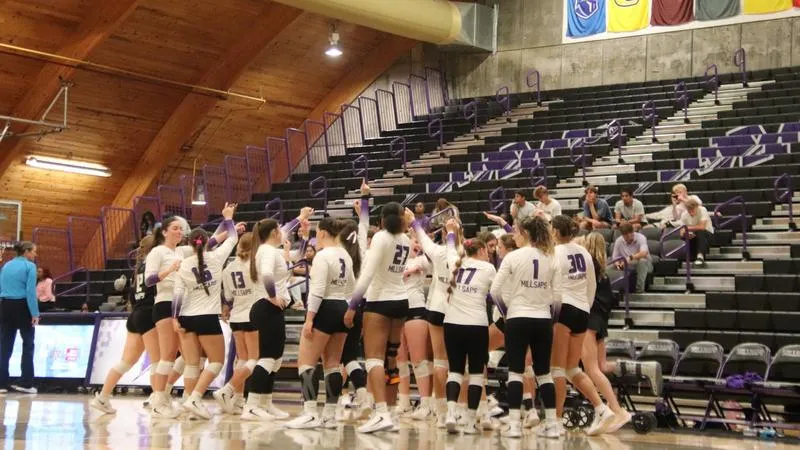 Volleyball Dominates Tougaloo College in Three Sets on Tuesday