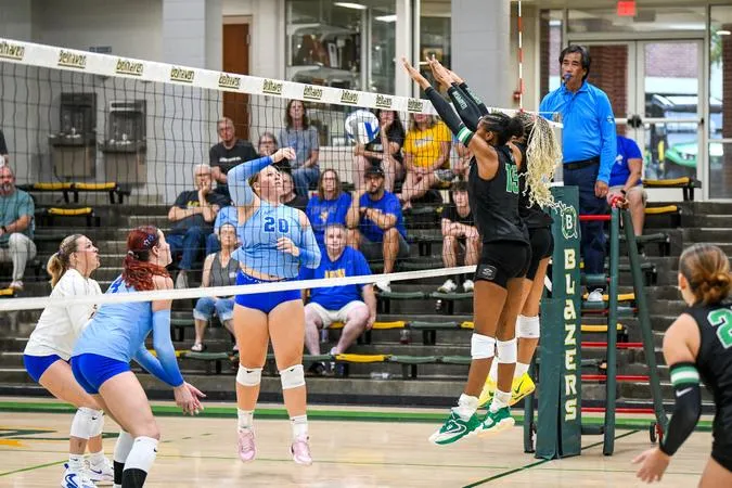 Davis, Robinson Reach Career Milestones in Four-Set Loss at LeTourneau