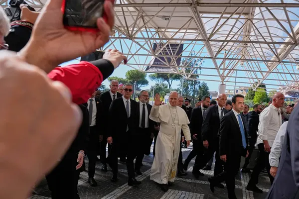 Pope Leo is eating and recovering after cancer surgery, his doctors say