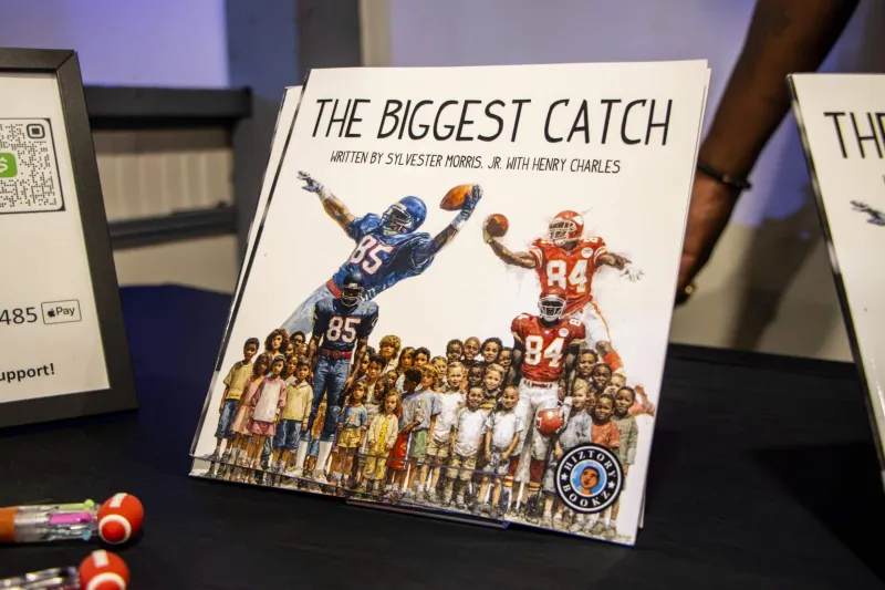 GALLERY -- Former Kansas City Chiefs first round draft pick and Jackson State University Hall of Famer Sylvester Morris met with community members at Johnny T's Bistro...