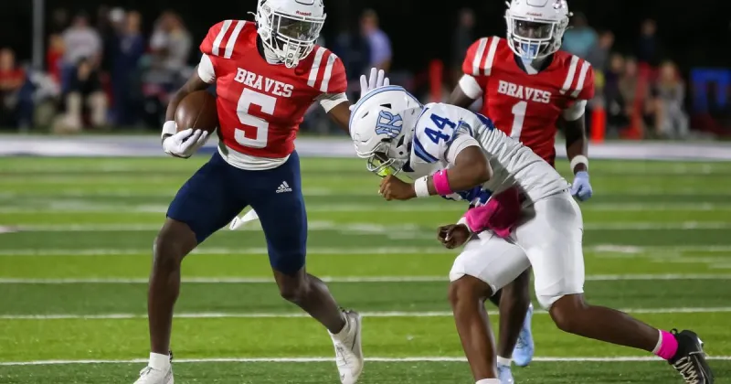 Braves rally in 4th to topple Jaguars