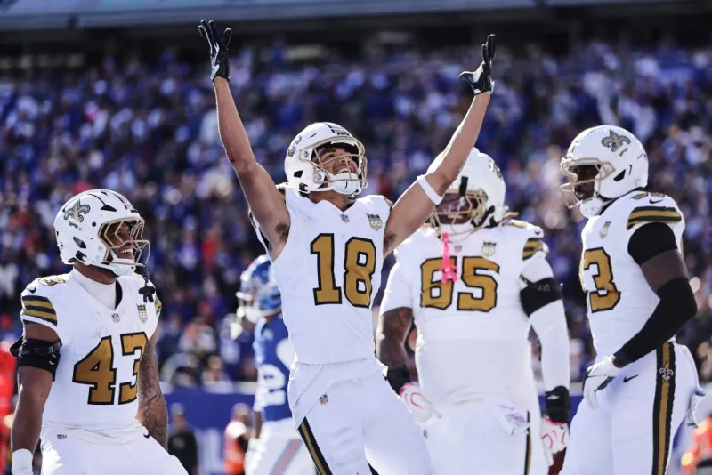 Tyler Shough and Saints score 34 consecutive points, hold on to beat Giants 34-27