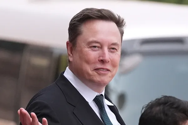 Musk pledges to give a share of his SpaceX company to 'every kid in America'