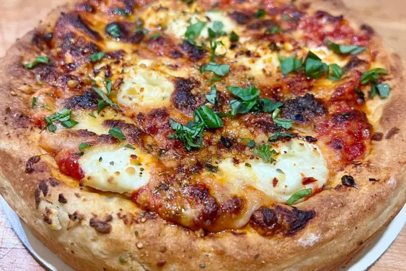 The Best Hole-In-The-Wall Pizza In Montana Was Just Named