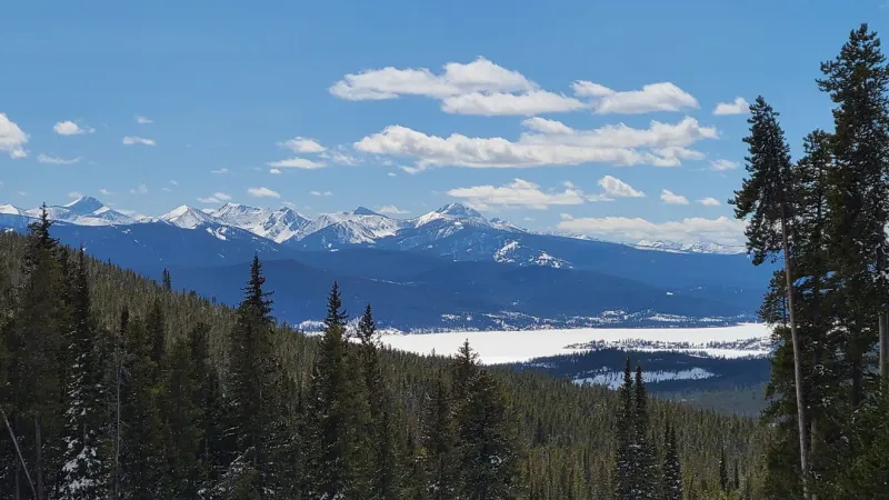 High pressure brings warmer, drier weekend