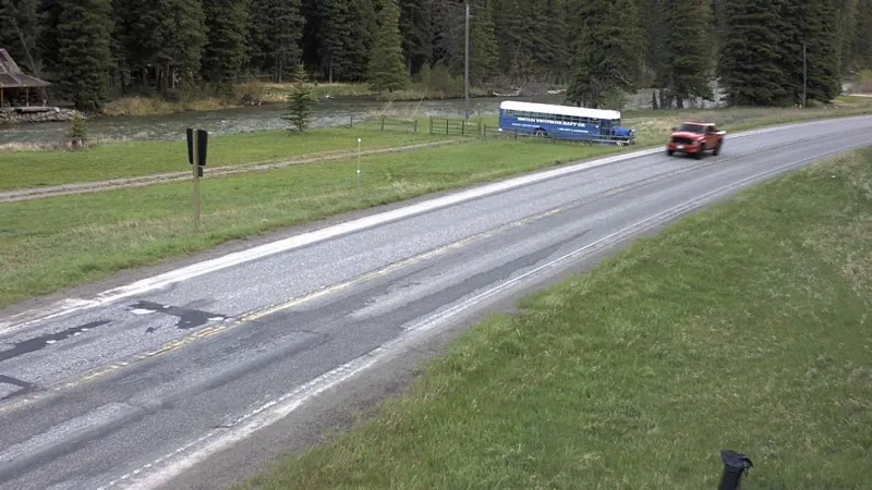 Travel hazards reported on U.S. 191 near Bozeman and Big Sky
