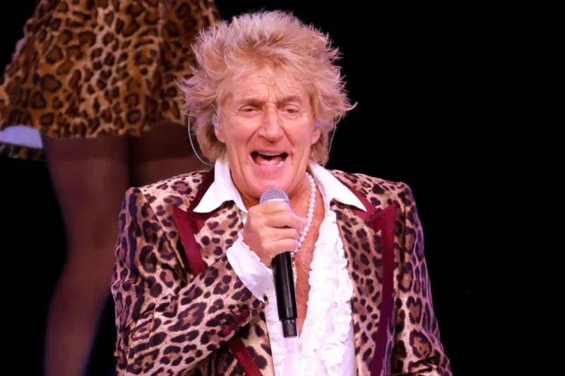 Rod Stewart Cancels Vegas Residency Concerts Hours Before Showtime