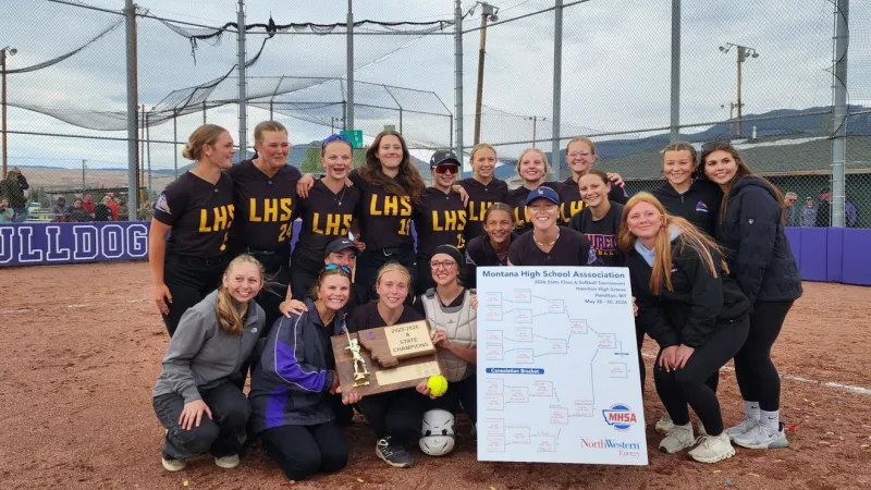 Laurel softball busts Broncs to claim State Title
