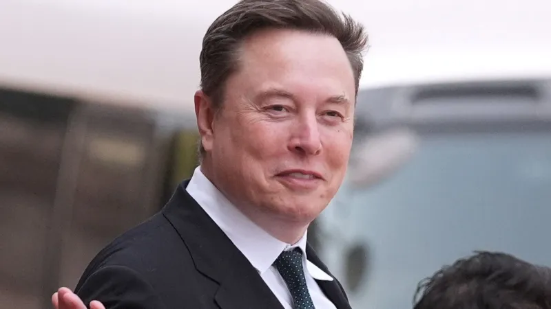 Musk tops $1.1 trillion as SpaceX debut rockets wealth past a record threshold